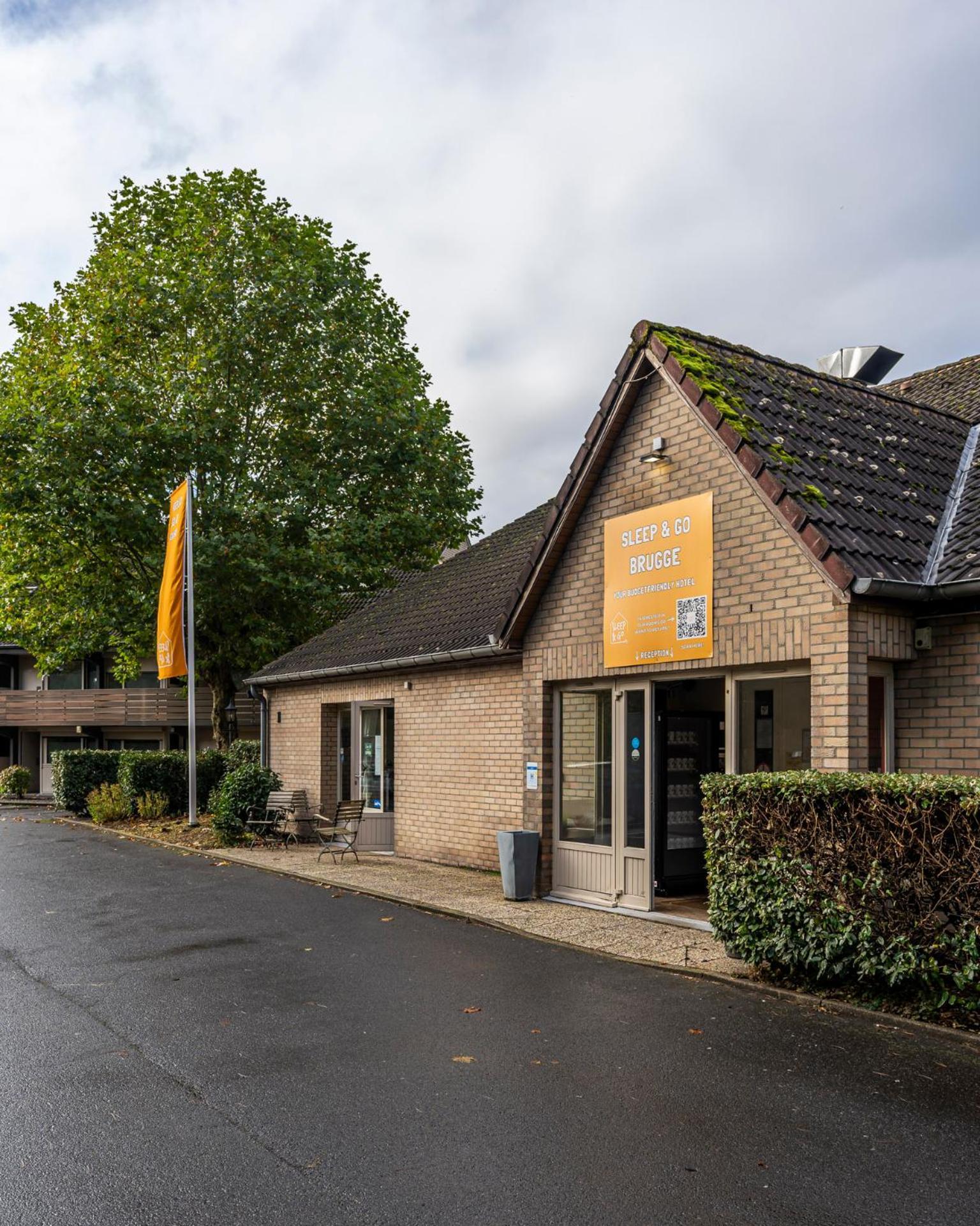 Sleep & Go Brugge Hotel Exterior foto